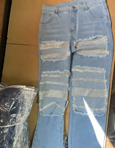 <span class=keywords><strong>Jean</strong></span> déchiré taille haute tendance pour <span class=keywords><strong>femme</strong></span> avec chaîne en strass, style Y2K, streetwear, tenue de soirée, denim vieilli, quotidien, été, sexy - Product Image 2