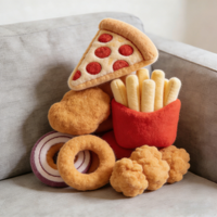 Peluche Pizza, Poulet Frit, Frites, Anneaux d'Oignon – Tailles Mixtes – Jouet en Peluche Doux – Vente Directe Usine – Personnalisable OEM ODM – Cadeau Promotionnel