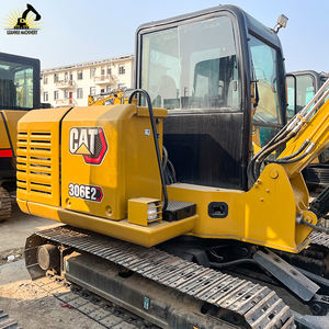 Excavatrice compacte de performance supérieure avec une excellente maniabilité et une faible consommation de carburant Excavatrice d'occasion Cat306 - Product Image 3