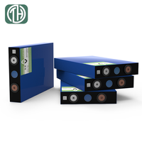 Cellule prismatique au phosphate de fer et de lithium (LFP) CALB CAM72 3.2V 72Ah pour chariots de golf, onduleurs (UPS), applications marines et systèmes de stockage d'énergie solaire hors réseau
