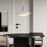 Lampe suspendue moderne au design nordique Lampe suspendue en métal pour table à manger pour restaurant bar salon Nouveau Drop Light Middle