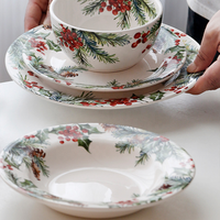Service de table de Noël en céramique personnalisé, motifs botaniques et baies rouges, assiettes et bols en porcelaine pour cadeau et fêtes