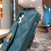 Sac de luxe sac à main Design Flip Wallet Card Pouch Silicone Phone Case pour iPhone 16 Pro Max avec sangle Mobile Covers pour les filles