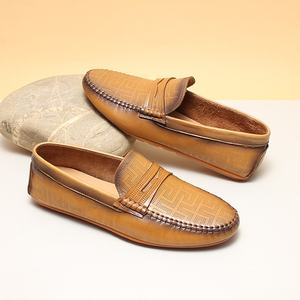 Chaussures décontractées de bureau en cuir véritable faites à la main, élégantes et de haute qualité, à enfiler, pour tous les jours - Product Image 2