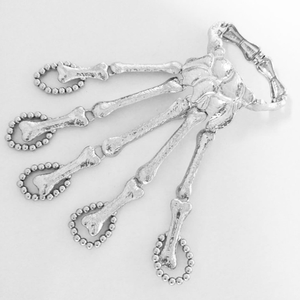 أزياء المرأة سلسلة اليد الجمجمة الأصابع سبيكة معدنية هيكل عظمي سوار الرقيق الدائري - Product Image 3