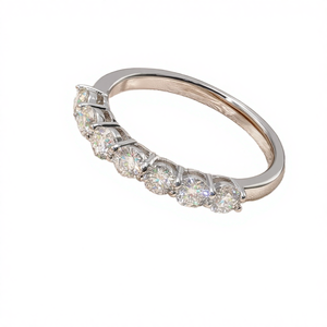 Anillo de Compromiso Moderno para Mujer, Clásico, Chapado en Oro de 10K, con Moissanita Redonda de 3.5mm, DEF VVS, Plata de Ley S925, Engaste de Garras - Product Image 4