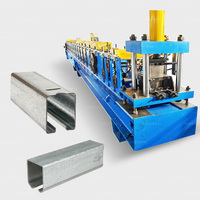 Máquina perfiladora de rodillos para guías laterales de puertas enrollables automáticas, perfil en U de 4 mm, solución para la fabricación de rieles laterales de metal