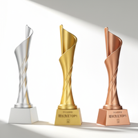 Trophée personnalisé en résine plaqué or 2026, coupe gravable pour la reconnaissance des employés d'entreprise, souvenir