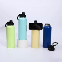 Bouteilles d'eau magnétiques sportives avec logo personnalisé, avec couvercles, 25 oz, en acier inoxydable, nouveau style, couvercle magnétique, gourde isotherme sportive colorée