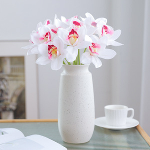 Bouquet de Cymbidium Artificiel Mohuage, 6 Tiges, Haute Simulation, Fleurs en Soie Plastique pour Décoration de Bureau et Maison - Product Image 3