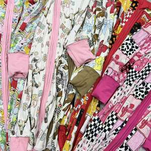 Оптовый ODM-комбинезон унисекс для детей с длинными рукавами, вязаный из бамбукового волокна, с термотрансферным принтом, на двусторонней молнии, осенний - Product Image 2