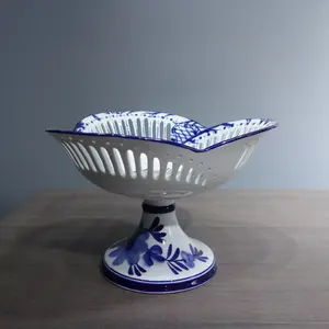 2024 nueva cesta de Pascua de cerámica azul y blanca, soporte para fruta de manzana para decoración de sala de estar adecuada para la vida diaria