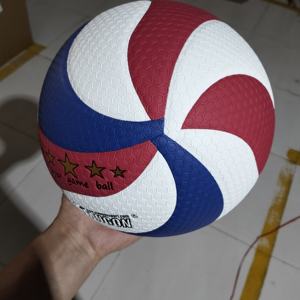 Ballon de <span class=keywords><strong>volley</strong></span>-ball de style <span class=keywords><strong>Molten</strong></span> en gros, taille 5, durable, écologique, toucher doux, cuir PU, personnalisé en usine pour l'entraînement, prix bas - Product Image 5