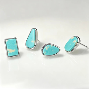 Boucles d'oreilles géométriques en turquoise, bijoux d'oreille vintage uniques et polyvalents en pierre pour un usage quotidien - Product Image 4