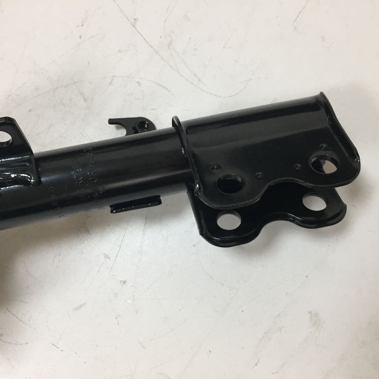 48520-80140 Shock Absorber for Corolla Matrix Vibe CE140
