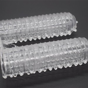 Protector de dos dedos transparente de goma suave para uso adulto - Product Image 3