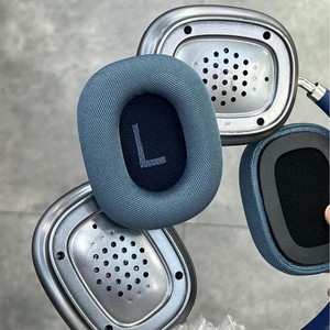 Max Over Ear Wireless <b>Bluetooth</b> Headphones Magnetic Earcups Sport With Pop-Up Window - Product Image 4