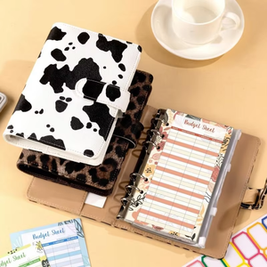 สมุดบันทึกแบบมีห่วง 6 ห่วง ขนาด A6 ปกหนัง PU ลายนูน ลายเสือดาว พร้อมซองใส่เอกสารแบบสันเกลียว สำหรับจัดระเบียบการเงิน - Product Image 6