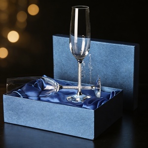 Copas de Cristal Hechas a Mano para Brindis, en Par, con Base Llenada de Diamantes, Estilo Romántico Francés, para Ceremonia de Boda, Capacidad de 220 ml - Product Image 1