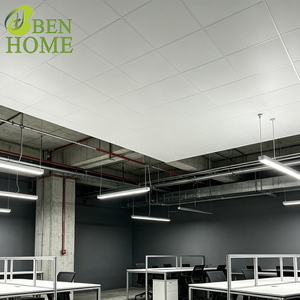 <span class=keywords><strong>Plafond</strong></span> en PVC lisse et moderne, sans <span class=keywords><strong>peinture</strong></span> requise, panneaux de <span class=keywords><strong>plafond</strong></span> finis en usine, faciles à nettoyer, pour la maison, l'hôtel, le restaurant, livraison rapide - Product Image 1