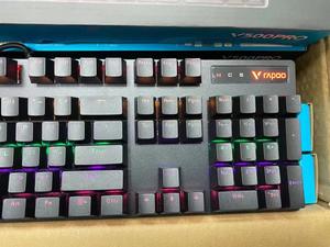 <span class=keywords><strong>Clavier</strong></span> mécanique filaire rétroéclairé RVB <span class=keywords><strong>Rapoo</strong></span> V500 PRO avec 104 touches, adapté aux PC et ordinateurs portables des joueurs et aux claviers de jeu 104 touches - Product Image 6