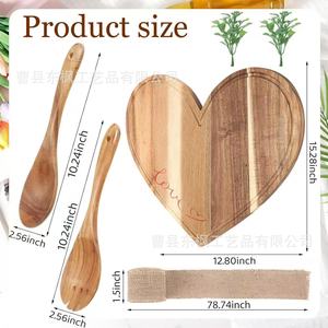 Tabla de cortar de madera en forma de corazón, juego de servir queso, frutas y pan de madera de acacia con cuchara y tenedor, set de regalo - Product Image 4