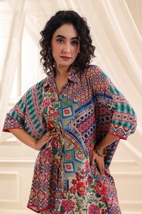 Ensemble coordonné chemise imprimée et pantalon droit – Tenue décontractée et confortable pour femme – Style créateur - Product Image 5