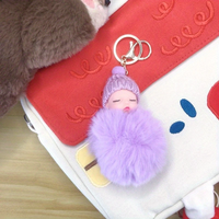 Porte-clés de poupée de sommeil en peluche, mélange de polyester doux, couleurs mélangées, parfait pour les sacs à dos et les cadeaux pour les filles pour Noël, les anniversaires