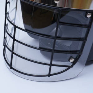 <span class=keywords><strong>Casco</strong></span> <span class=keywords><strong>de</strong></span> <span class=keywords><strong>Seguridad</strong></span> Negro Brillante con Doble Capa <span class=keywords><strong>de</strong></span> Protección Facial, Correa Ajustable, Hebilla <span class=keywords><strong>de</strong></span> Liberación Rápida y Forro <span class=keywords><strong>de</strong></span> Malla Transpirable para Mayor <span class=keywords><strong>Seguridad</strong></span> - Product Image 3