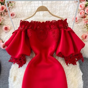 <span class=keywords><strong>Vestido</strong></span> Retro con Hombros Descubiertos, <span class=keywords><strong>Vestido</strong></span> con Cintura Descubierta y Letras, <span class=keywords><strong>Vestido</strong></span> con Hombros Descubiertos, Falda Larga Roja con Cuello Antiguo - Product Image 5