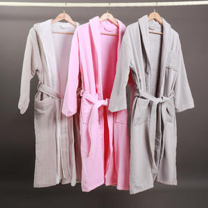 Prix d'usine pour longue robe de chambre femme, robe de chambre blanche à capuche, robe de chambre homme - Product Image 3