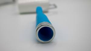 Mango de <span class=keywords><strong>rodillo</strong></span> de <span class=keywords><strong>pelusa</strong></span> pegajoso reemplazable de 4 pulgadas para usar con rodillos de PE para limpiar el polvo, toallitas para pisos, lavandería y salas limpias - Product Image 4