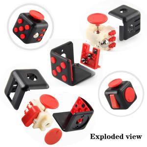 6/12 cubo giocattolo di decompressione in plastica arcobaleno antistress <span class=keywords><strong>autismo</strong></span> ADHD OCD ansia sensoriale punta delle dita giocattolo MKTOYS per bambini - Product Image 5