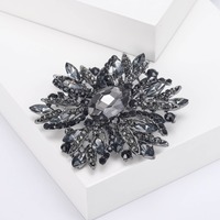 Broche de Cristal Brillante con Diseño de Estrella, en Varios Colores, Broche Floral Grande con Pedrería para Decorar Bufandas en Bodas y Banquetes