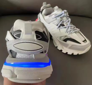 Модные люксовые кроссовки Tracki 3.0 из высококачественного быстросохнущего холста с заостренным носком, завязками и LED-подошвой, модель 2026 года - Product Image 2