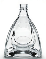 Bouteilles en verre triangulaires transparentes mates de qualité supérieure, base en arc unique, capacité personnalisable, luxe pour le brandy et les spiritueux