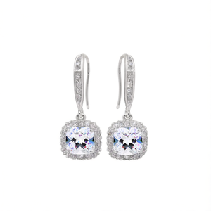 Boucles d'oreilles élégantes en argent 925 avec cristaux, plaquées rhodium, design géométrique classique, bijoux de mariage pour femmes - Product Image 1