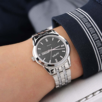 Montre à quartz élégante et polyvalente, boîtier fin, bracelet tendance, design léger et respirant, cadeau idéal pour les amis et les partenaires