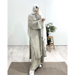 Ensemble 2 pièces à rayures plissées Vêtements islamiques pour femmes Abaya modeste Loose Split Side Tunics Oversize Skirts <span class=keywords><strong>Baju</strong></span> <span class=keywords><strong>Kurung</strong></span> - Product Image 1