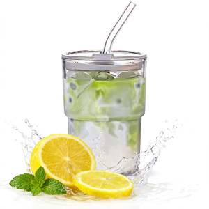 Vasos de vidrio de 400ml y 600ml con tapas y pajitas para café helado, diseño elegante acanalado, taza de viaje de pared gruesa para zumo - Product Image 1