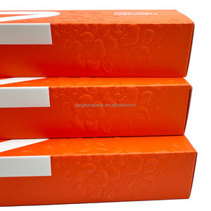 Embalaje personalizado ecológico para el cuidado de la piel, loción, crema, caja de papel en relieve con forro de esponja impreso a pedido - Product Image 3