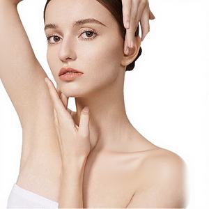 Crème corporelle légère à l'extrait d'arbutine pour éclaircir et lisser les peaux inégales - Product Image 4