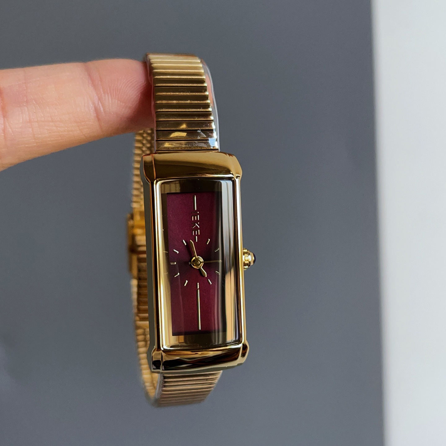 Best Selling IEKE Watch Elegant Rose Gold Bracelet Set for Women