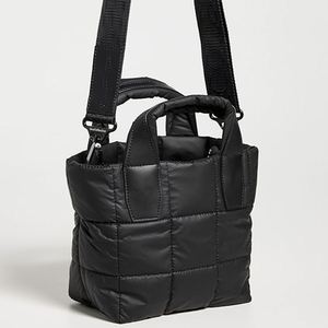 Custom Portable Travel Handbags Water Resistant Nylon Quilted Design Matte Black Weekender Mini <b>Tote</b> Bags Beach <b>Zip</b> Closure - Product Image 4