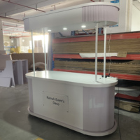 Chariot de présentation mobile blanc pour événements de mariage, bar à parfums avec auvent et éclairage LED