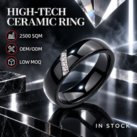 Bague en céramique noire avec incrustation en acier inoxydable et quatre pierres de zircon rondes transparentes, bijoux de mariage minimalistes, vente en gros OEM ODM
