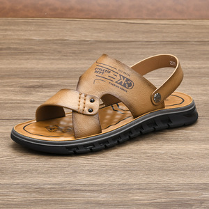 Sandales pour hommes à brides croisées, dessus en PU, semelle extérieure en caoutchouc antidérapante, chaussures décontractées d'été, bout ouvert, design uni - Product Image 1