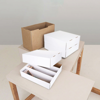 Boîte d'emballage de chaussure en carton de luxe avec logo personnalisé papier d'art de haute qualité de 2mm pour chaussettes bougies fourrure avec impression de gaufrage