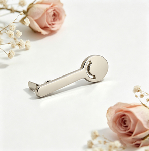 OEM Embossed Metal Pin Plates Zinc Alloy Brushed Metal Brand Labels for <b>Baseball</b> <b>Caps</b> Hats - Product Image 1