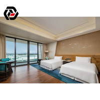 Meubles de chambre d'hôtel moderne haut de gamme : Lit king-size en chêne massif, coiffeuse, repose-pieds moelleux, table basse – Ensemble complet